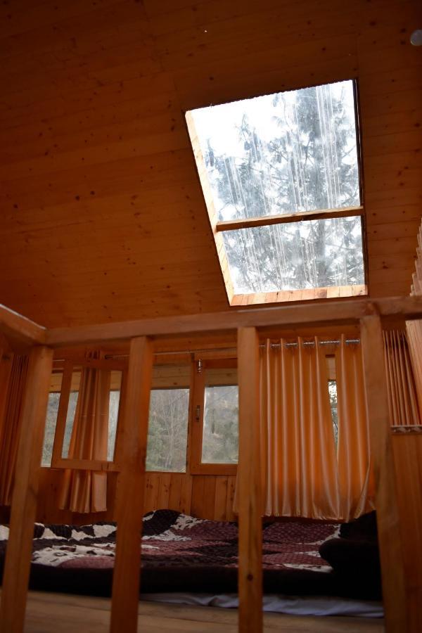 Villa Moksha - By The River Jibhi Exterior foto
